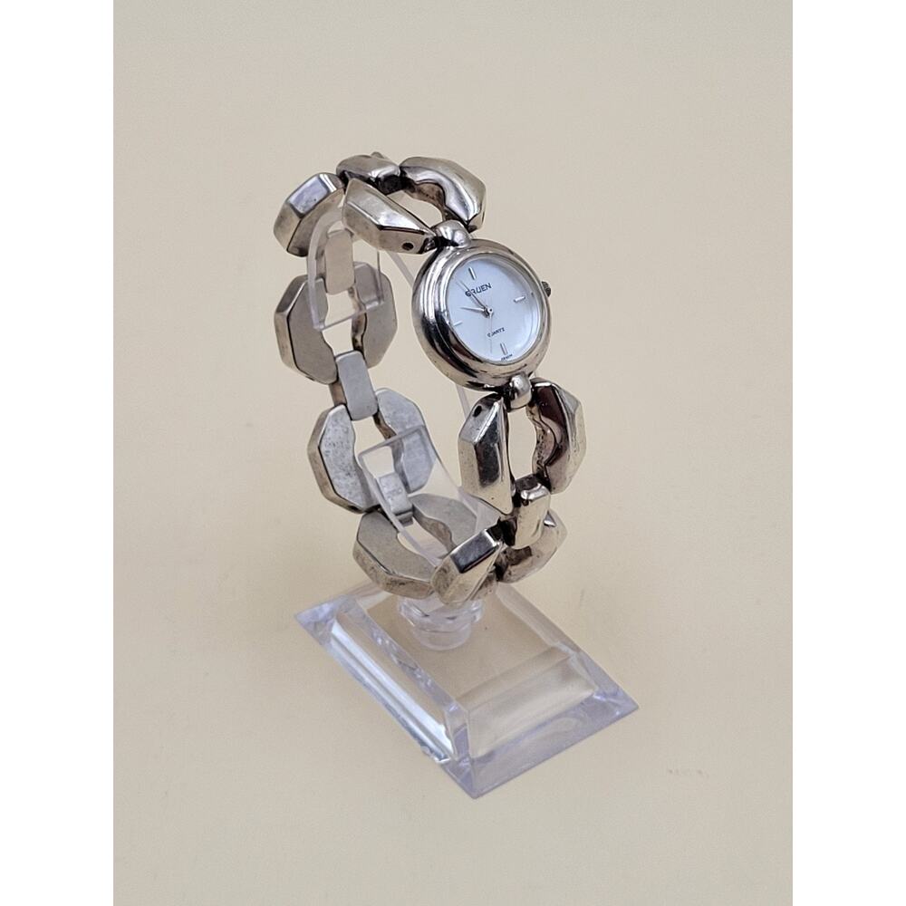 Vintage Gruen Ladies Watch Swiss Quartz ETA 902.104 Silver Tone Bracelet Rare